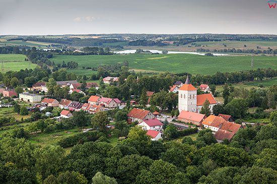 Szestno, panorama wsi od strony SSW. EU, PL, Warm-Maz. Lotnicze.